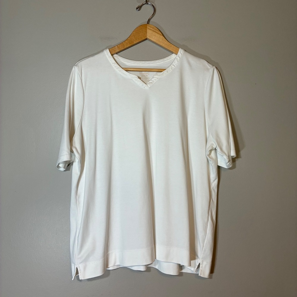 LL Bean Womens 2X Plus White 100% Supima Cotton Notch V-Neck Short Sleeve Tee